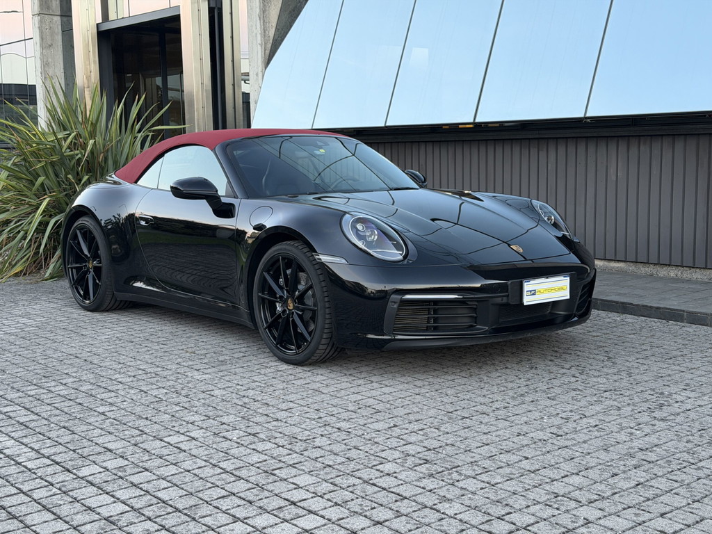 Porsche 992 Carrera