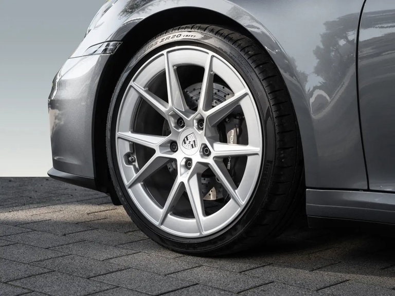Porsche 992.2 Carrera