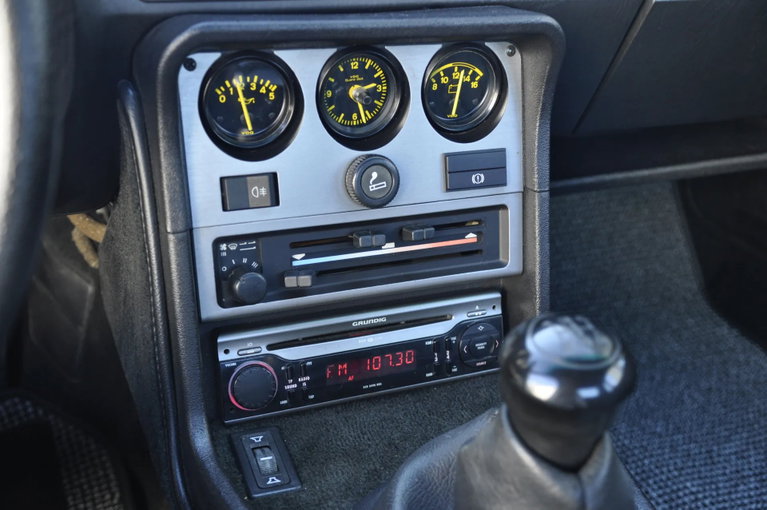 Porsche 944 Coupé