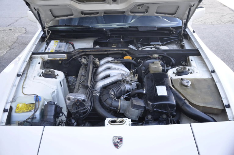 Porsche 944 Coupé
