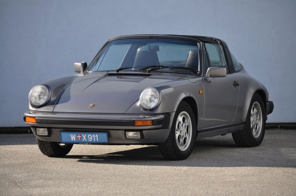 Porsche 911 Carrera 3.2