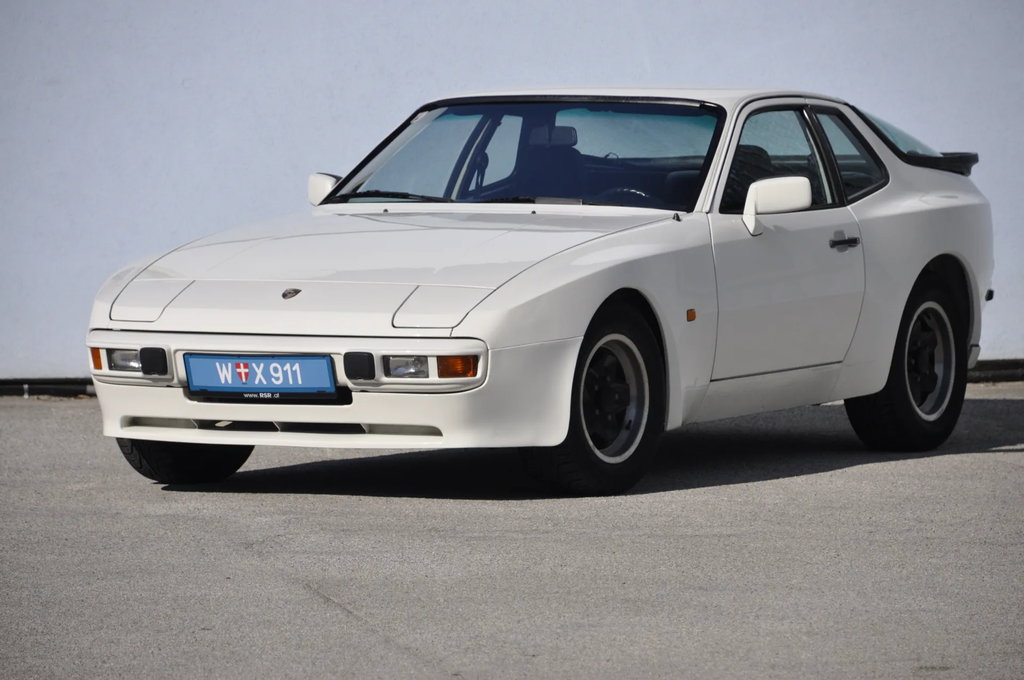 Porsche 944 Coupé