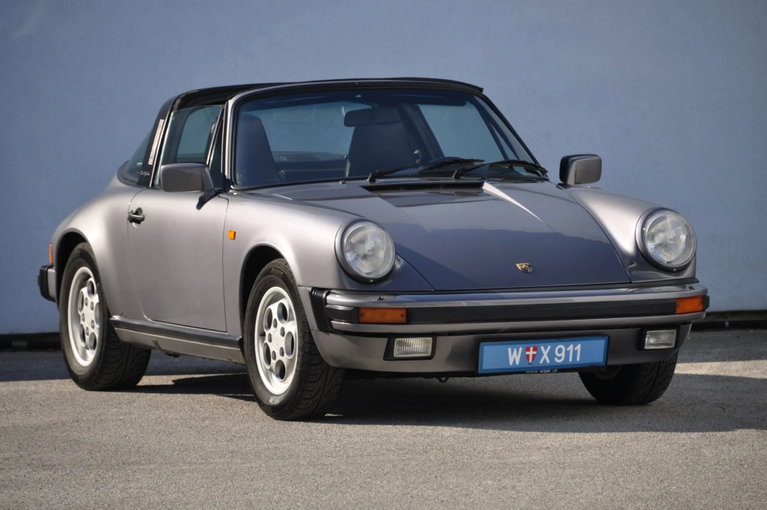 Porsche 911 Carrera 3.2