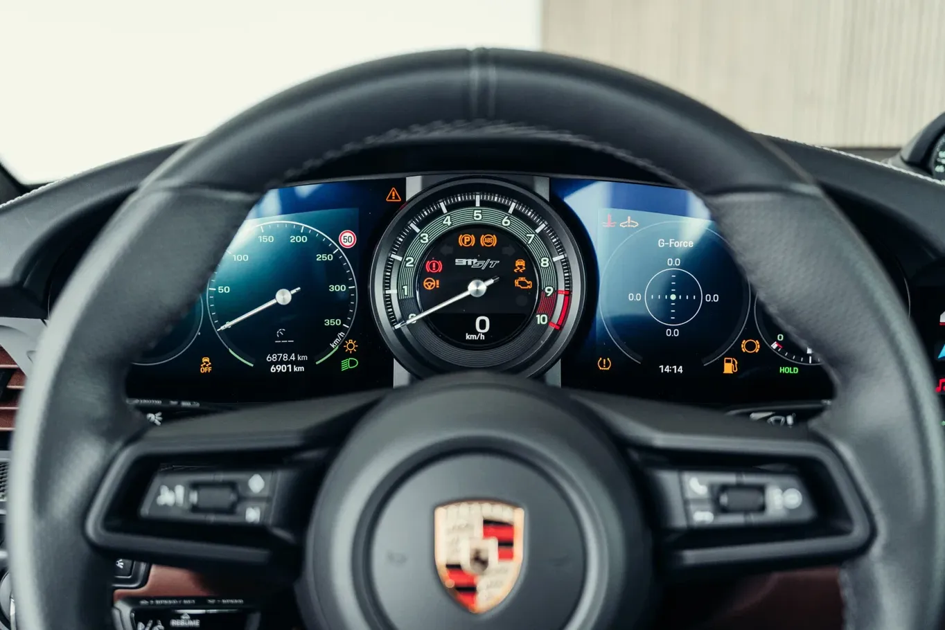 Porsche 911 S/T Cockpit