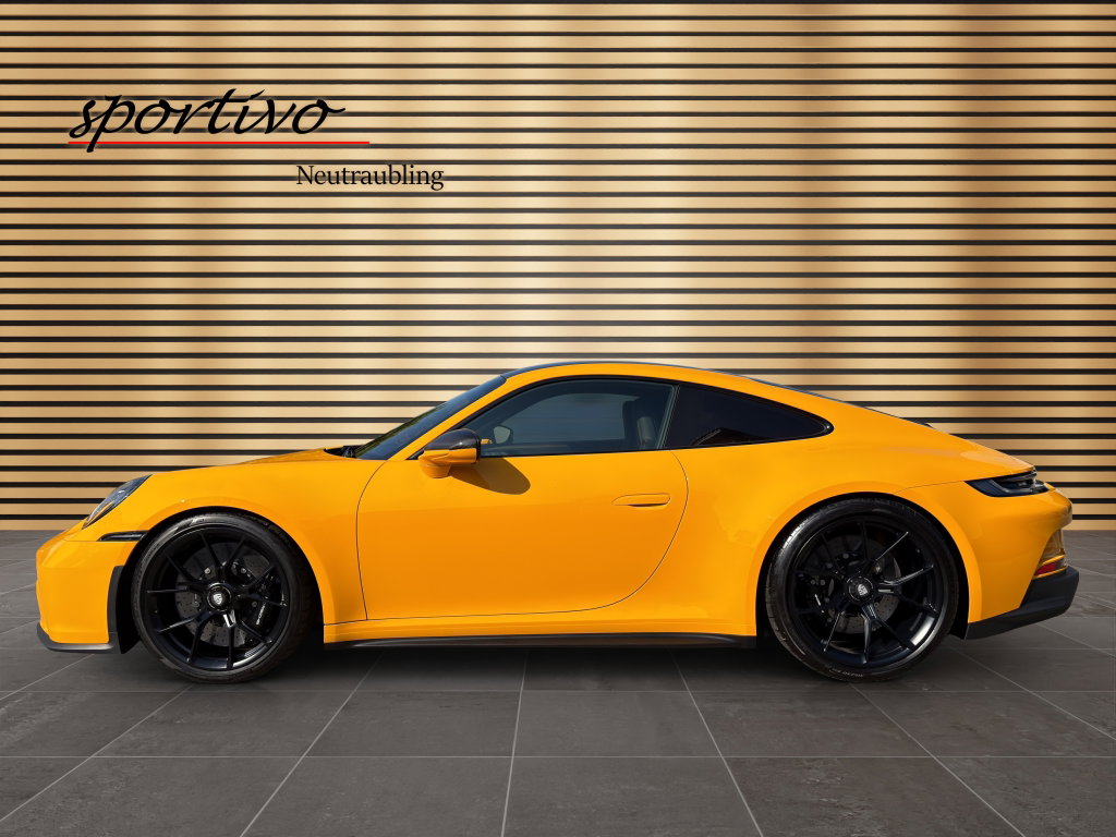 Porsche 992 GT3 Touring
