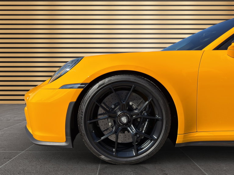 Porsche 992 GT3 Touring