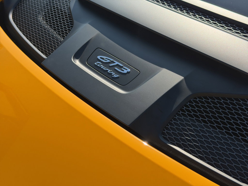 Porsche 992 GT3 Touring