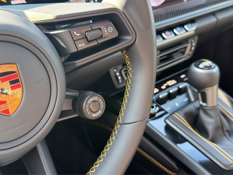 Porsche 992 GT3 Touring