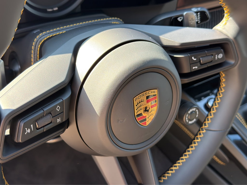 Porsche 992 GT3 Touring
