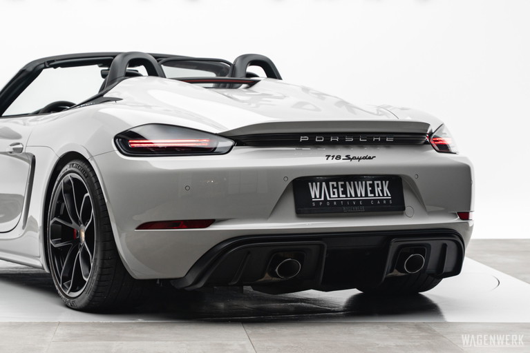 Porsche 718 Spyder