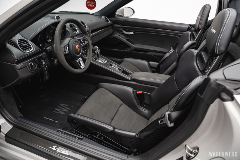 Porsche 718 Spyder