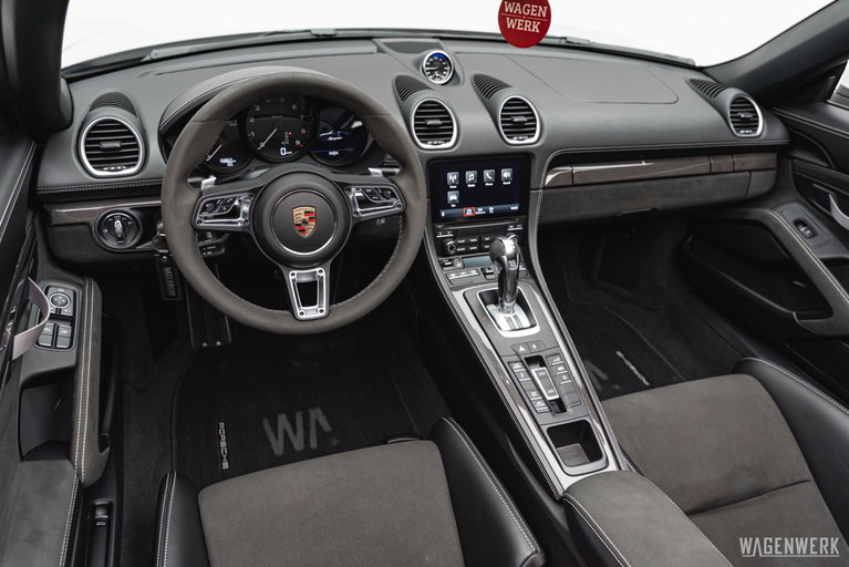 Porsche 718 Spyder