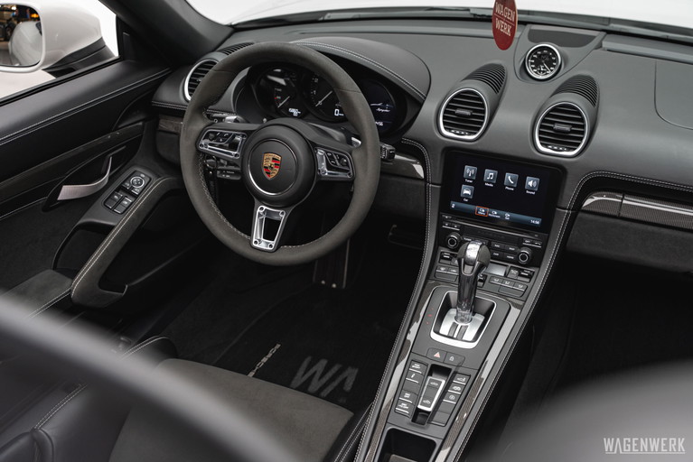 Porsche 718 Spyder