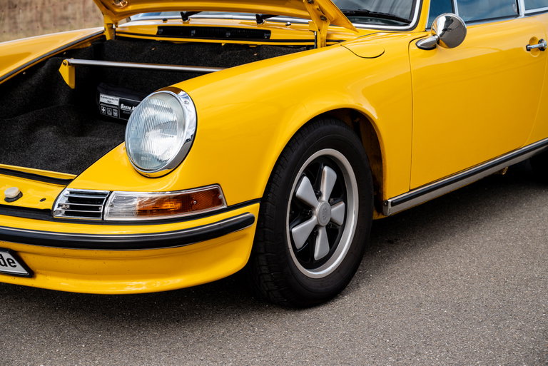 Porsche 911 E