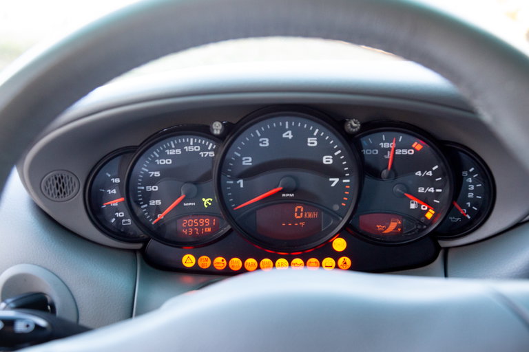 Porsche 996 Carrera 4