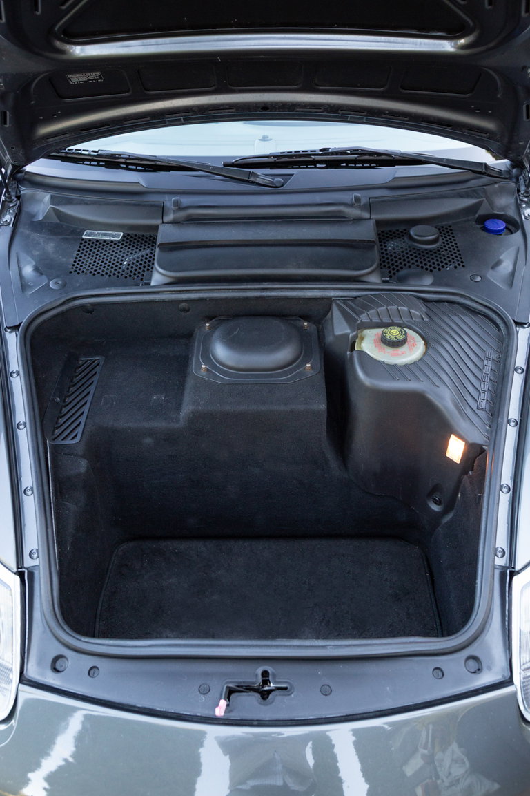 Porsche 996 Carrera 4