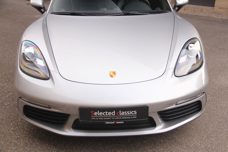 Porsche 718 Boxster