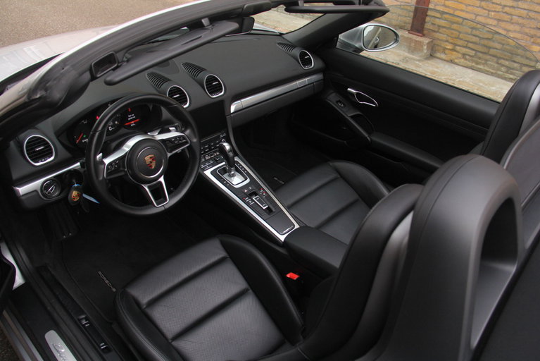 Porsche 718 Boxster
