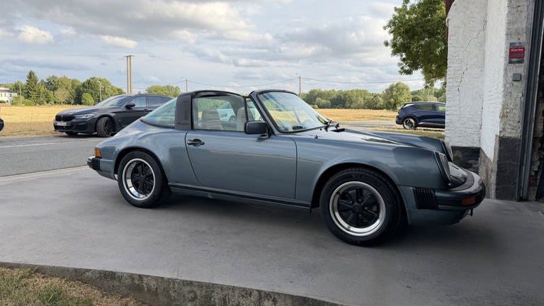 Porsche 911 Carrera 3.2