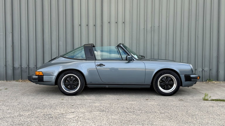 Porsche 911 Carrera 3.2