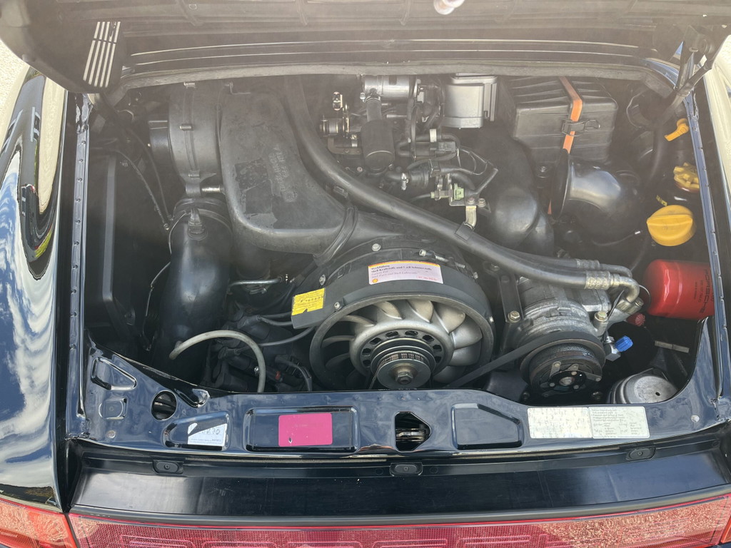 Porsche 964 Carrera 4
