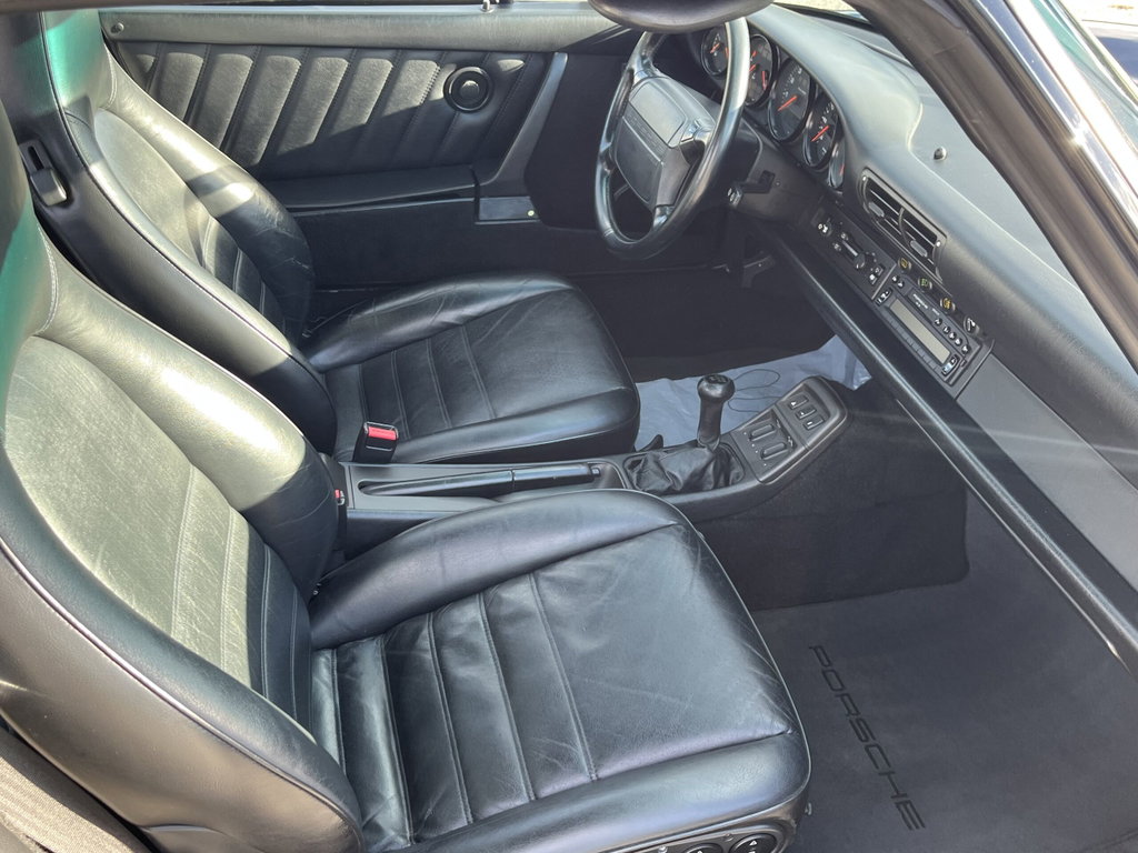 Porsche 964 Carrera 4