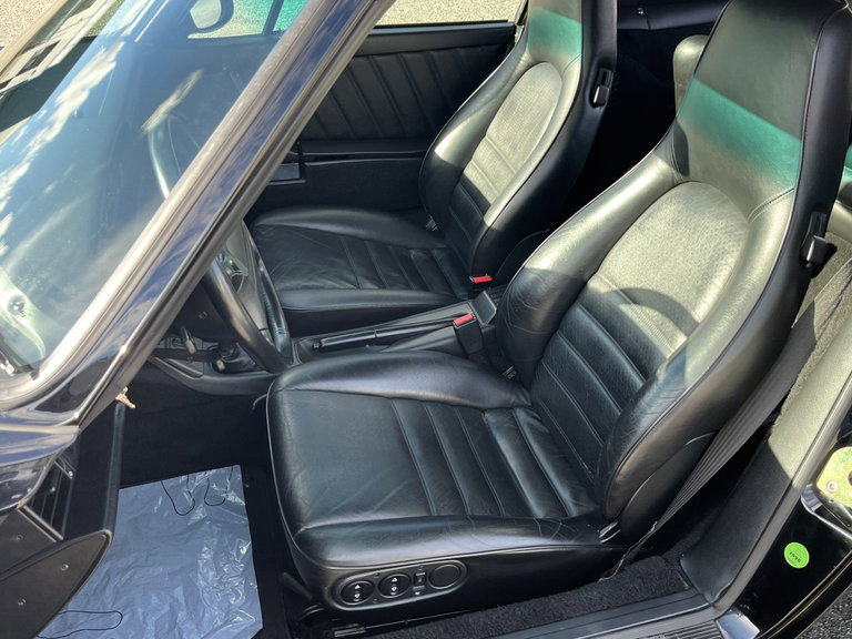Porsche 964 Carrera 4