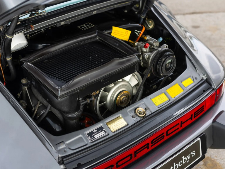 Porsche 911 Turbo 3.3
