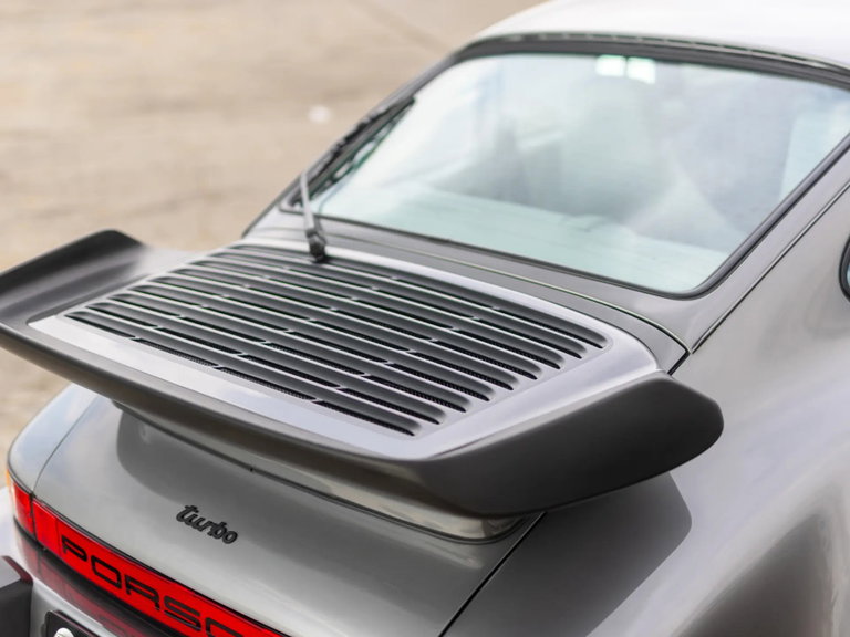 Porsche 911 Turbo 3.3