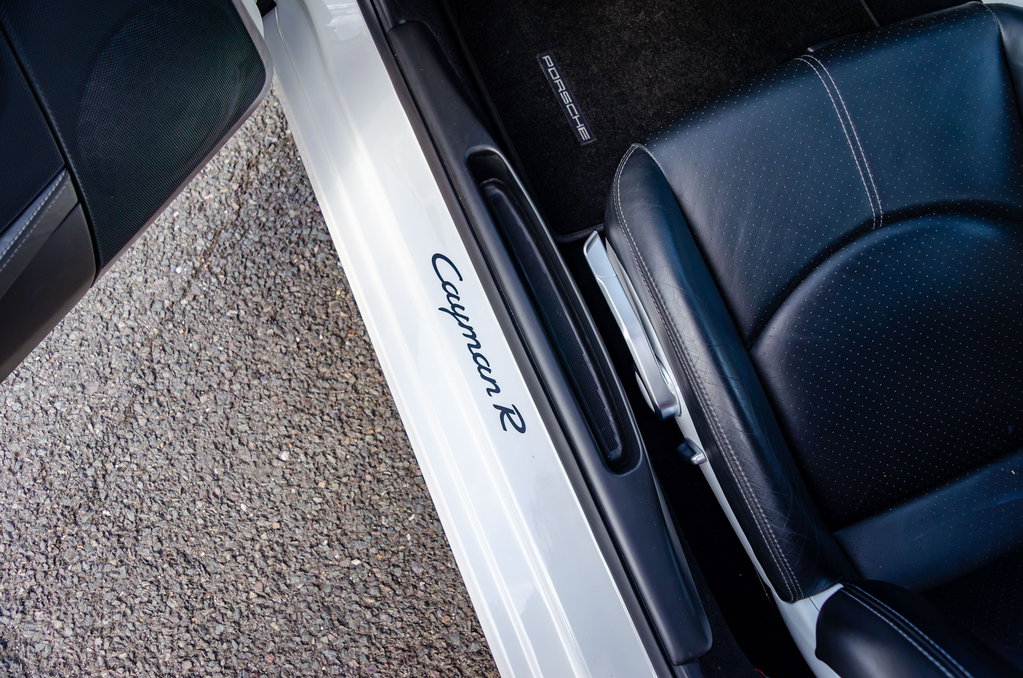 Porsche 987 Cayman R