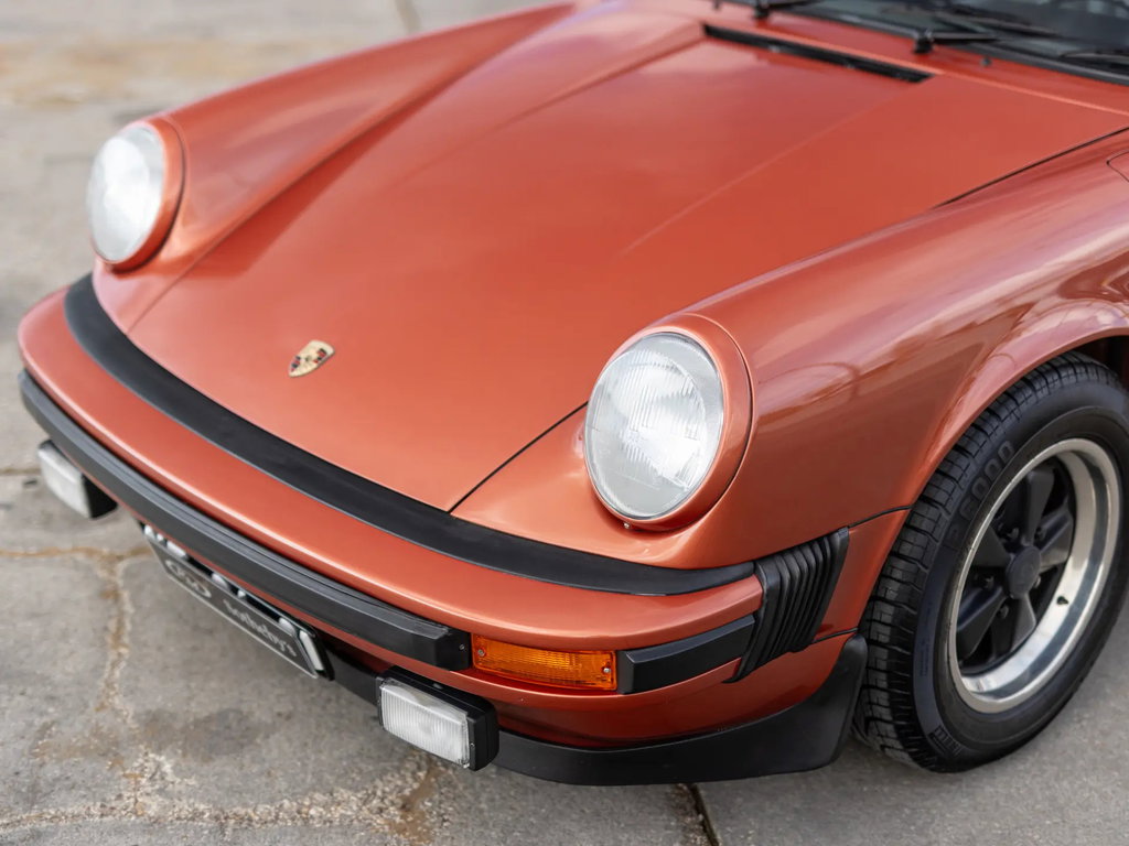 Porsche 911 Carrera 2.7