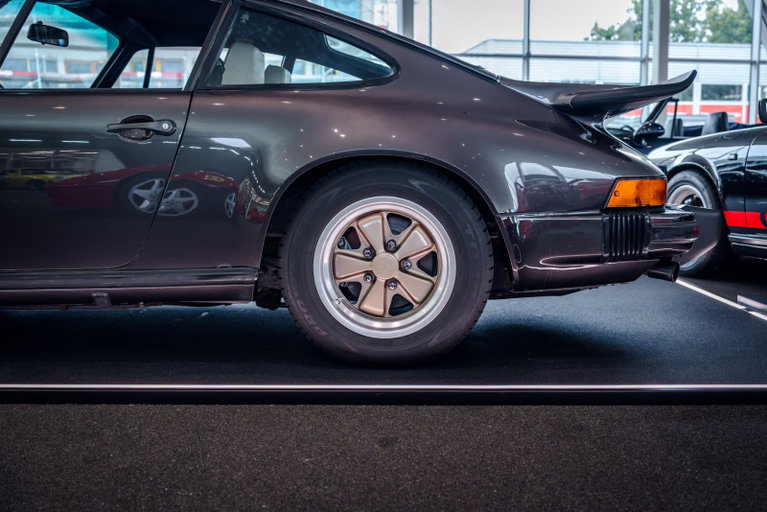 Porsche 911 SC