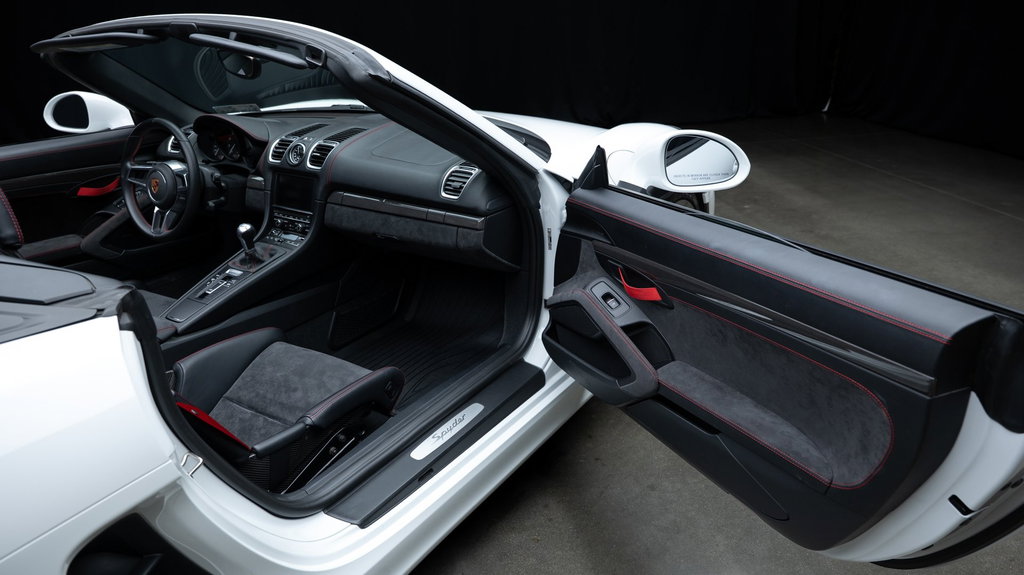 Porsche 981 Boxster Spyder