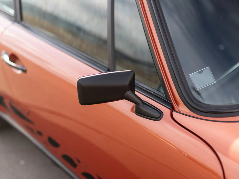 Porsche 911 Carrera 2.7