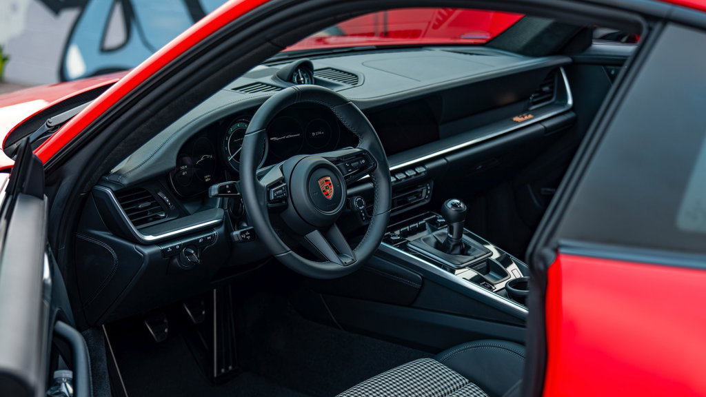 Porsche 992 Sport Classic