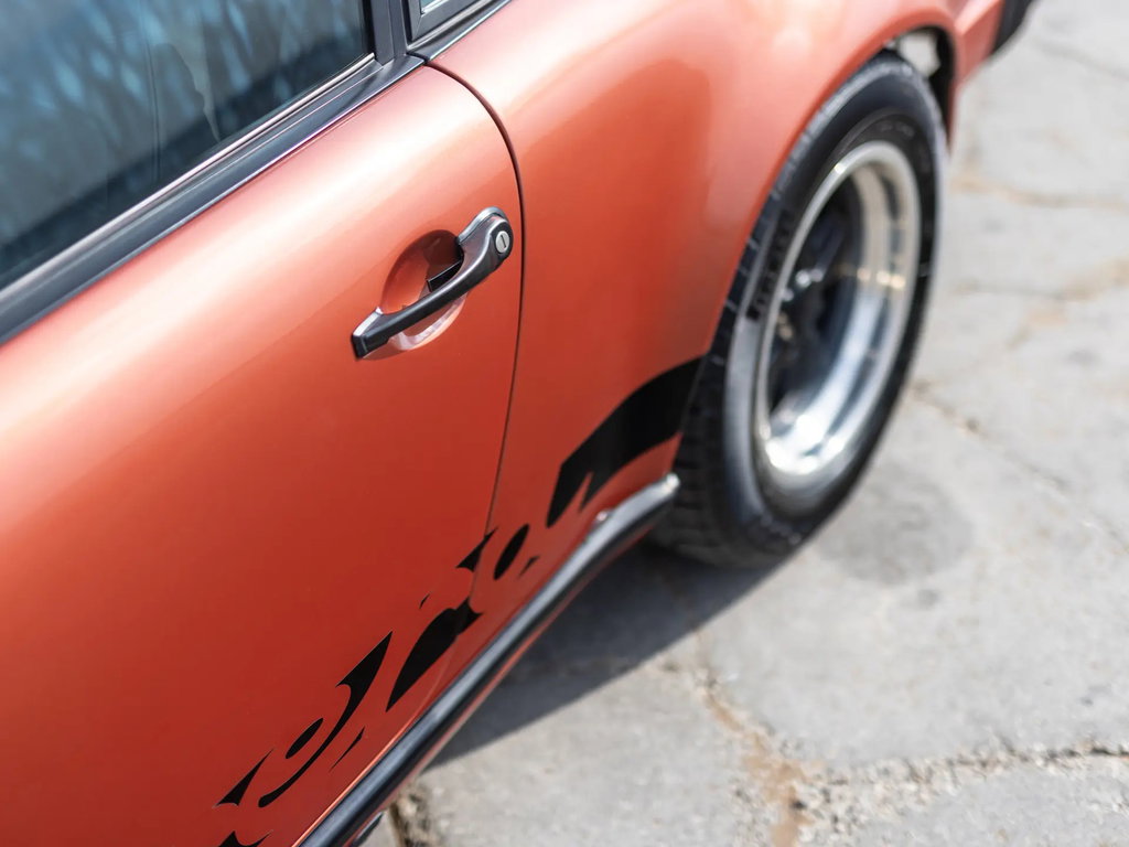 Porsche 911 Carrera 2.7