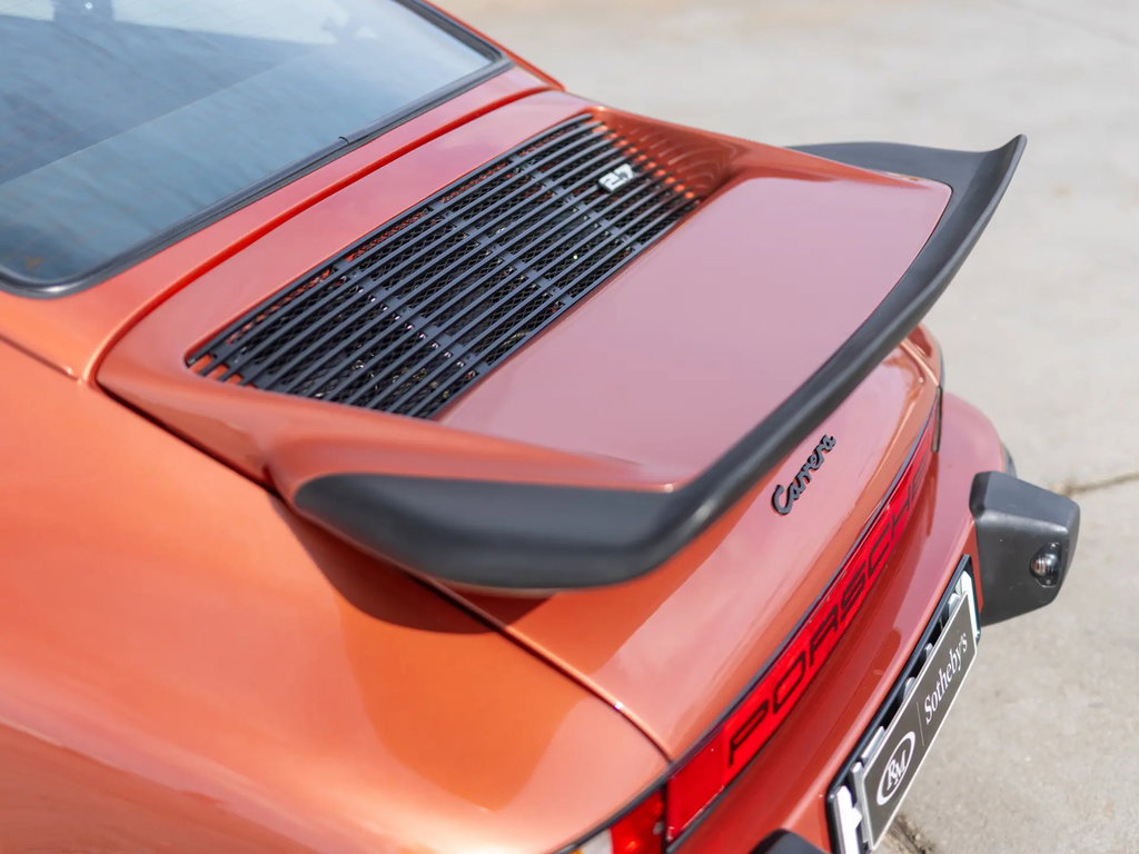 Porsche 911 Carrera 2.7
