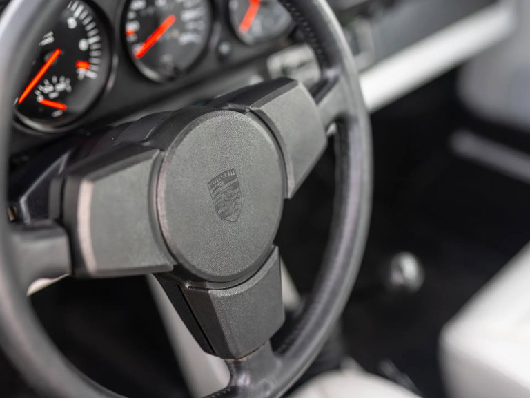 Porsche 911 Turbo 3.3