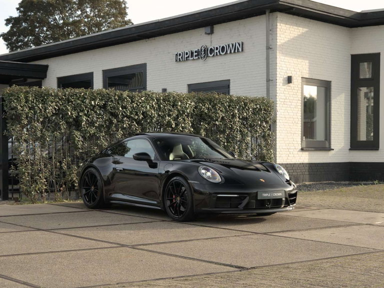 Porsche 992 Carrera 4S