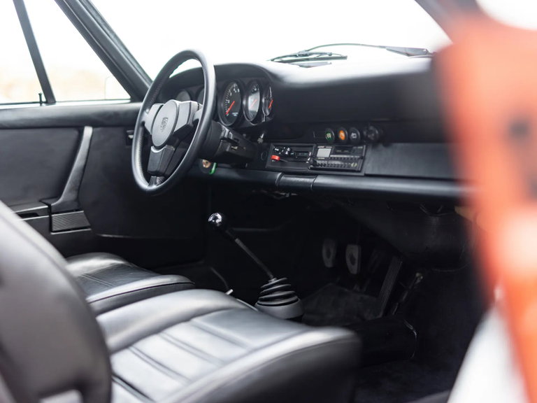 Porsche 911 Carrera 2.7
