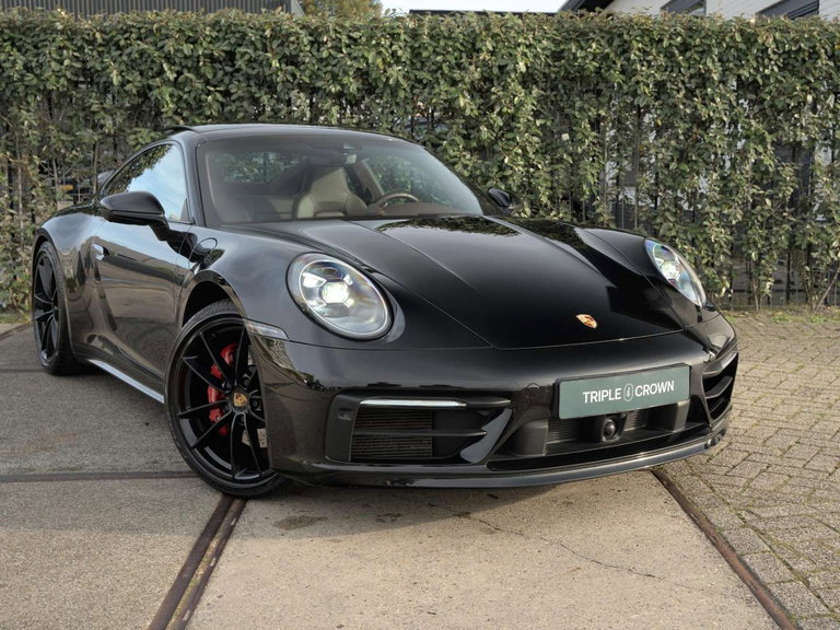 Porsche 992 Carrera 4S