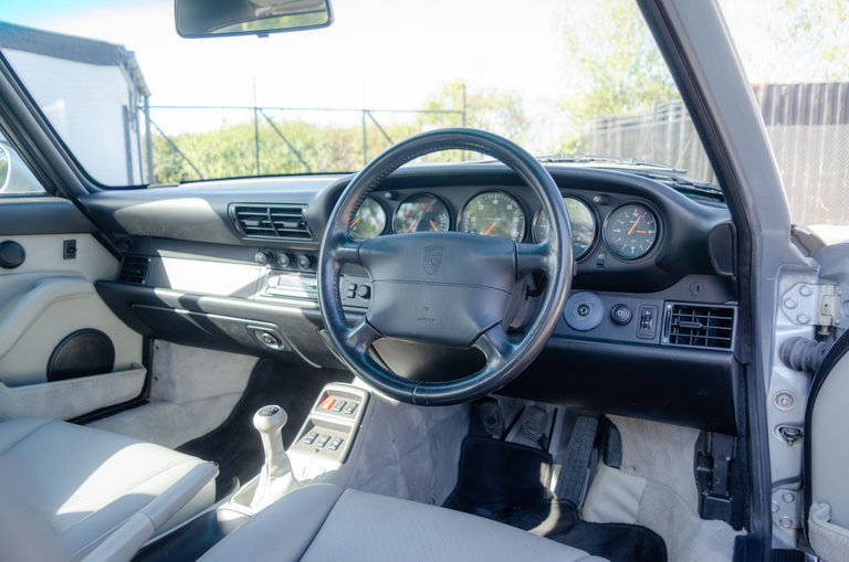 Porsche 993 Carrera