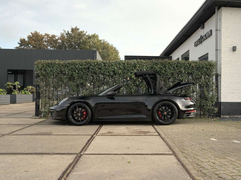 Porsche 992 Carrera S