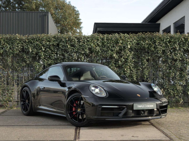 Porsche 992 Carrera 4S