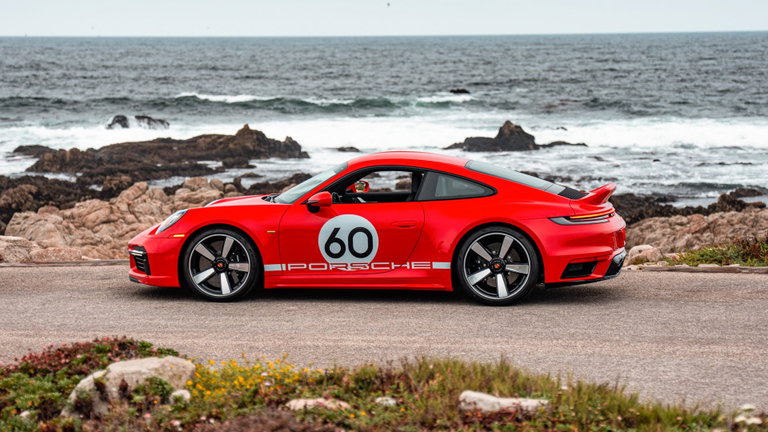 Porsche 992 Sport Classic