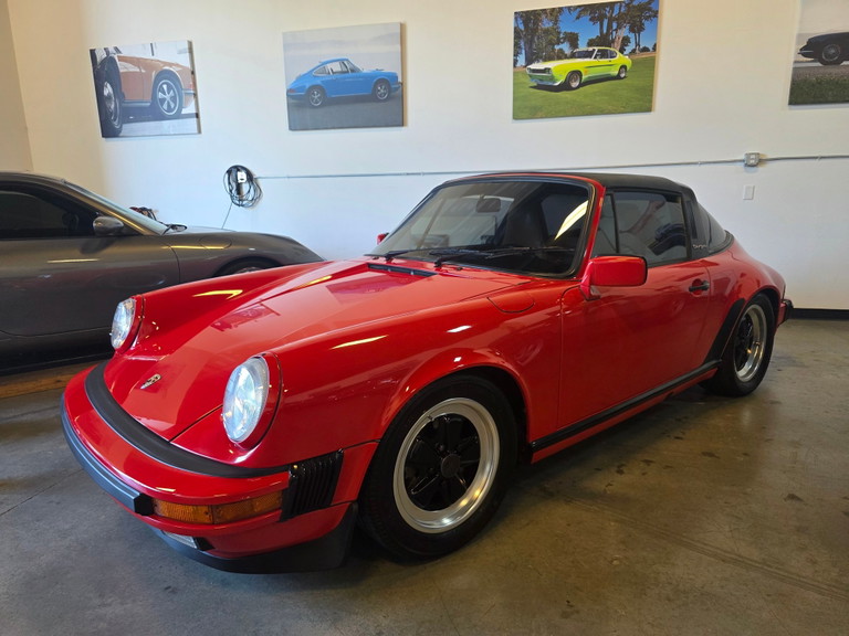 Porsche 911 Carrera 3.2