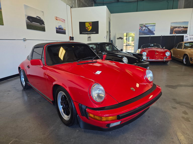 Porsche 911 Carrera 3.2