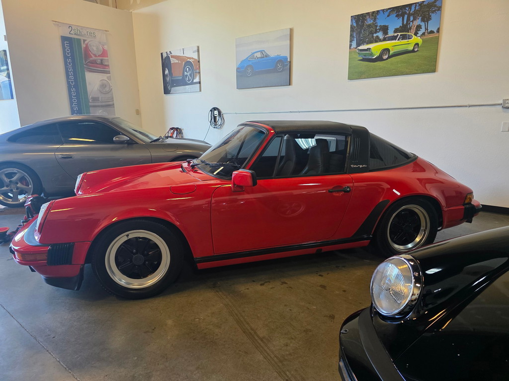 Porsche 911 Carrera 3.2