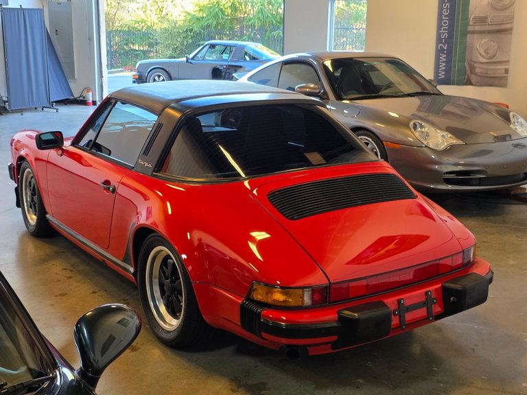 Porsche 911 Carrera 3.2