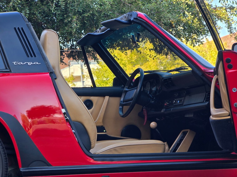 Porsche 911 Carrera 3.2